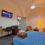Amp Vatican House Apartmán *